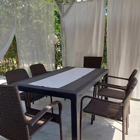 Parenzana Apartment *