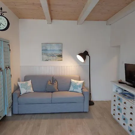 Apartment Parenzana *