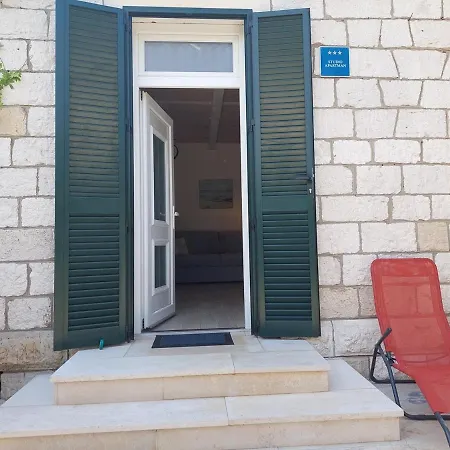 Apartment Parenzana